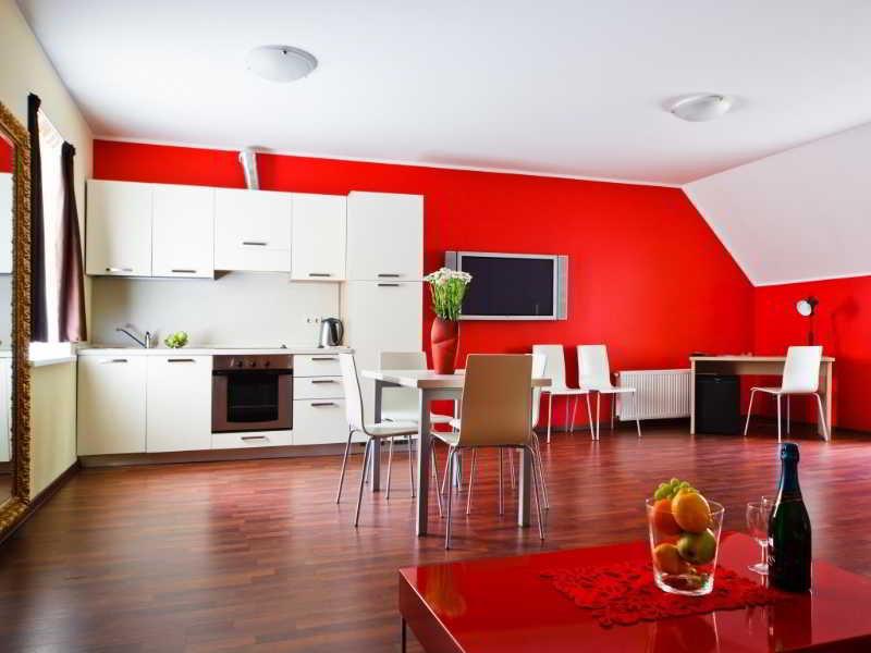 Aparthotel Autosole Рига Екстериор снимка