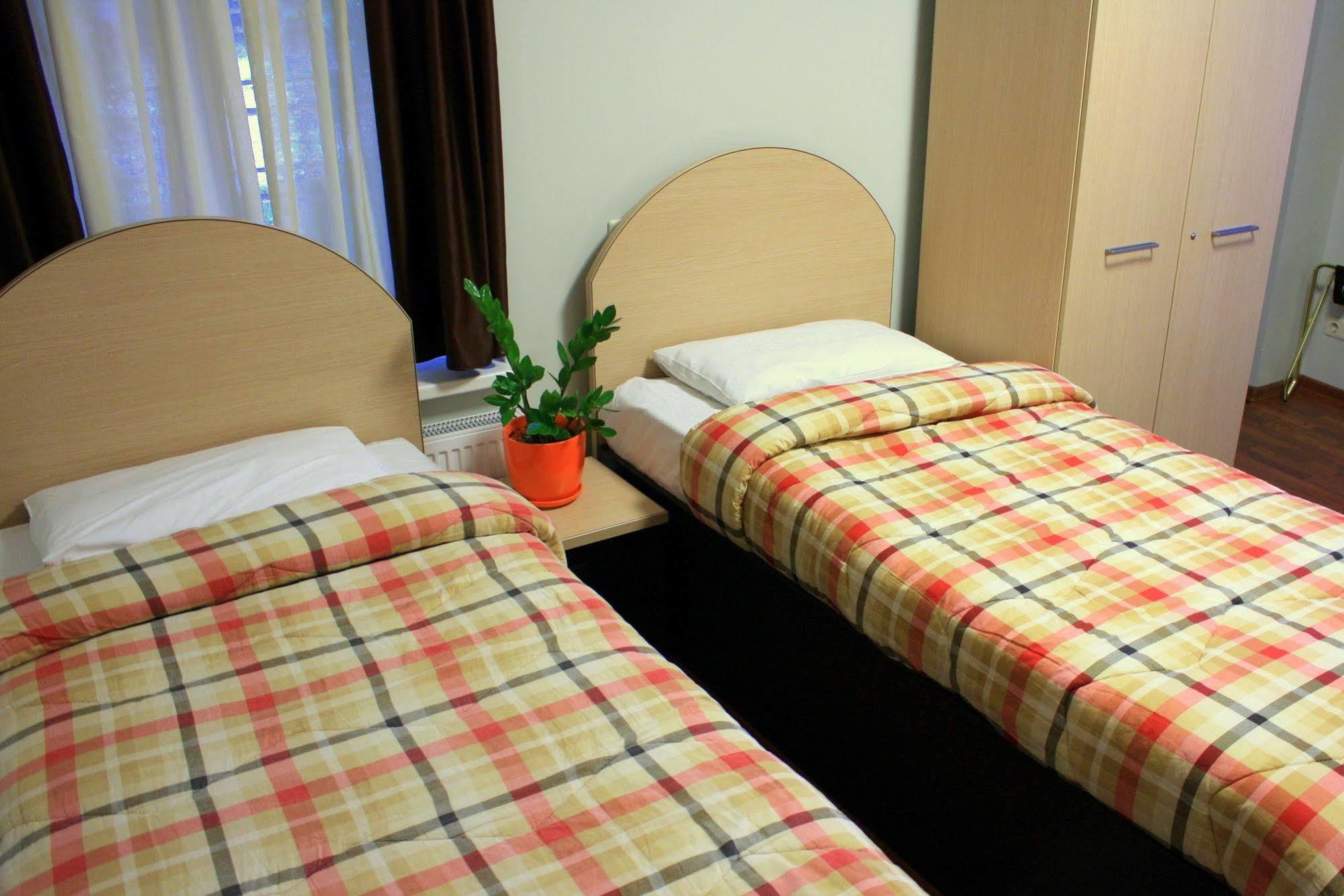 Aparthotel Autosole Рига Екстериор снимка
