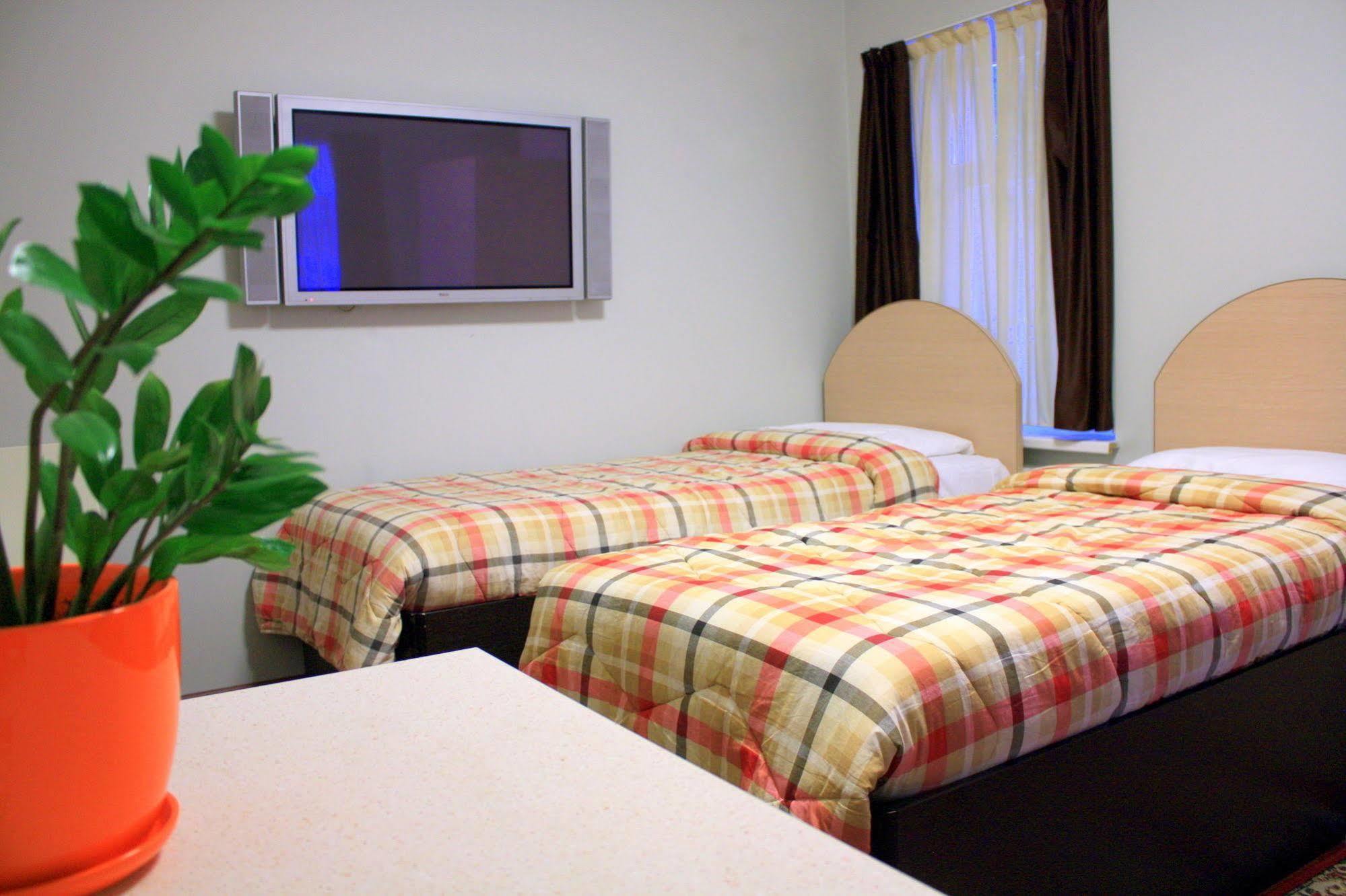 Aparthotel Autosole Рига Екстериор снимка