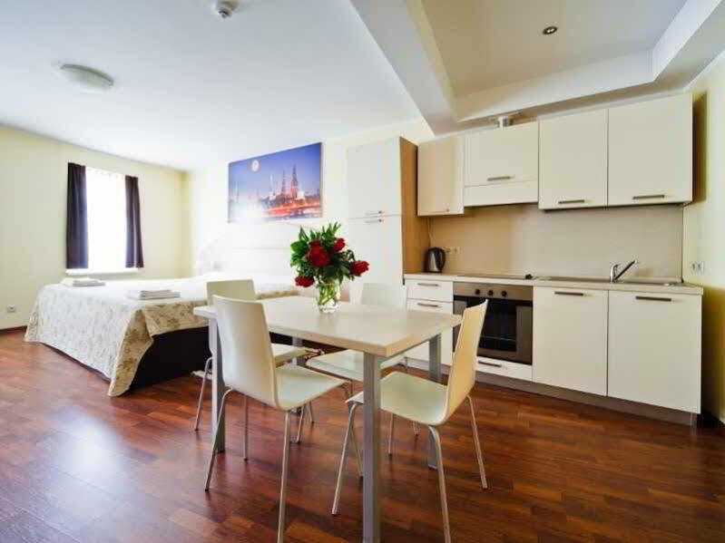 Aparthotel Autosole Рига Екстериор снимка