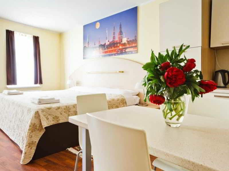 Aparthotel Autosole Рига Екстериор снимка